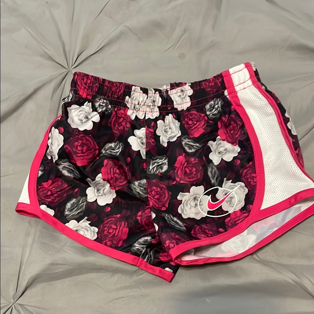Nike Women's Floral Running Shorts - Black and Pink